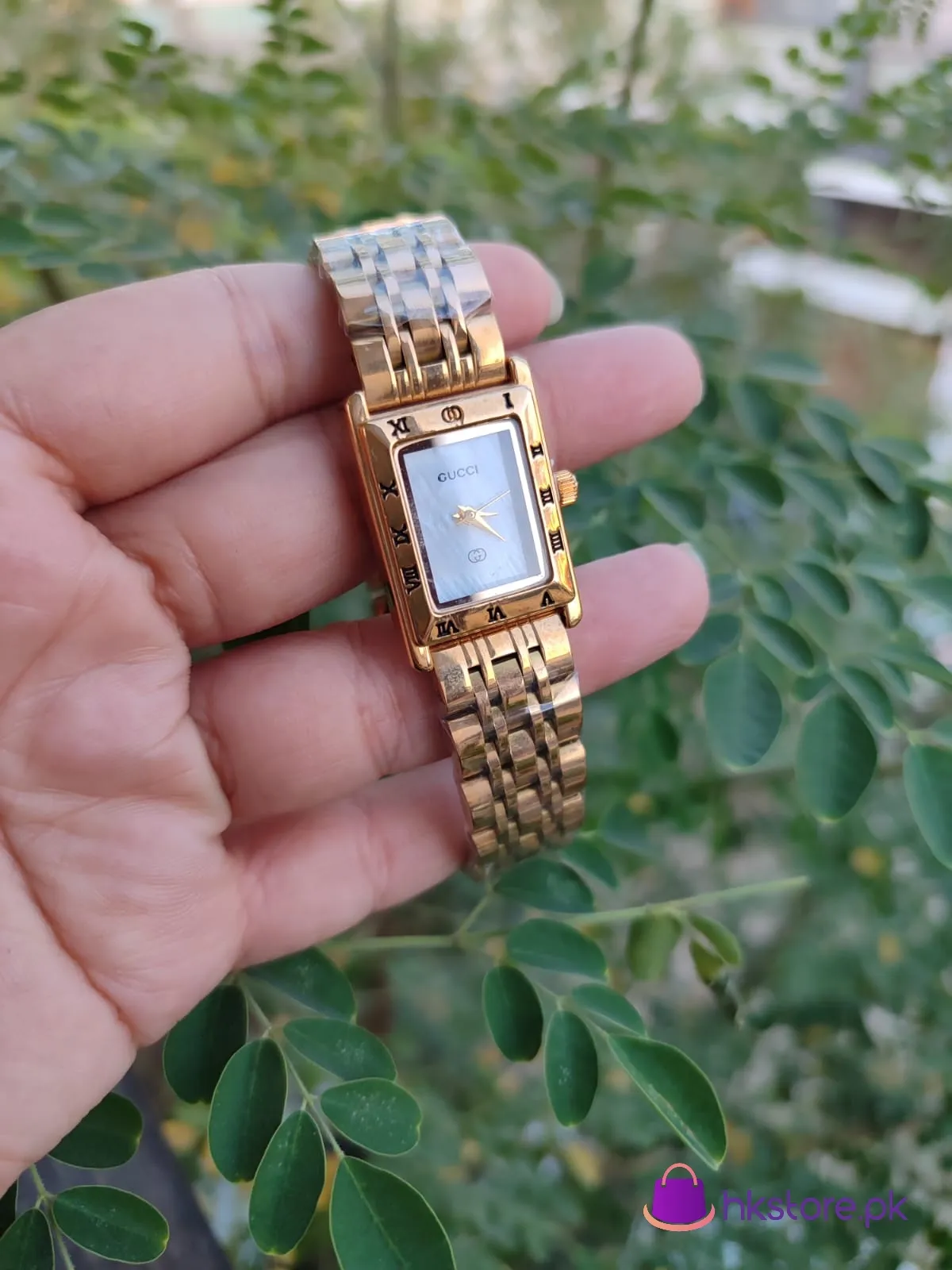 Best Price Gucci rectangle dial Watch 