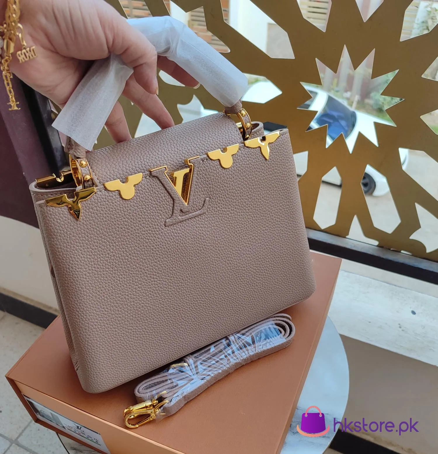 Best Price Louis Vuitton Capucines