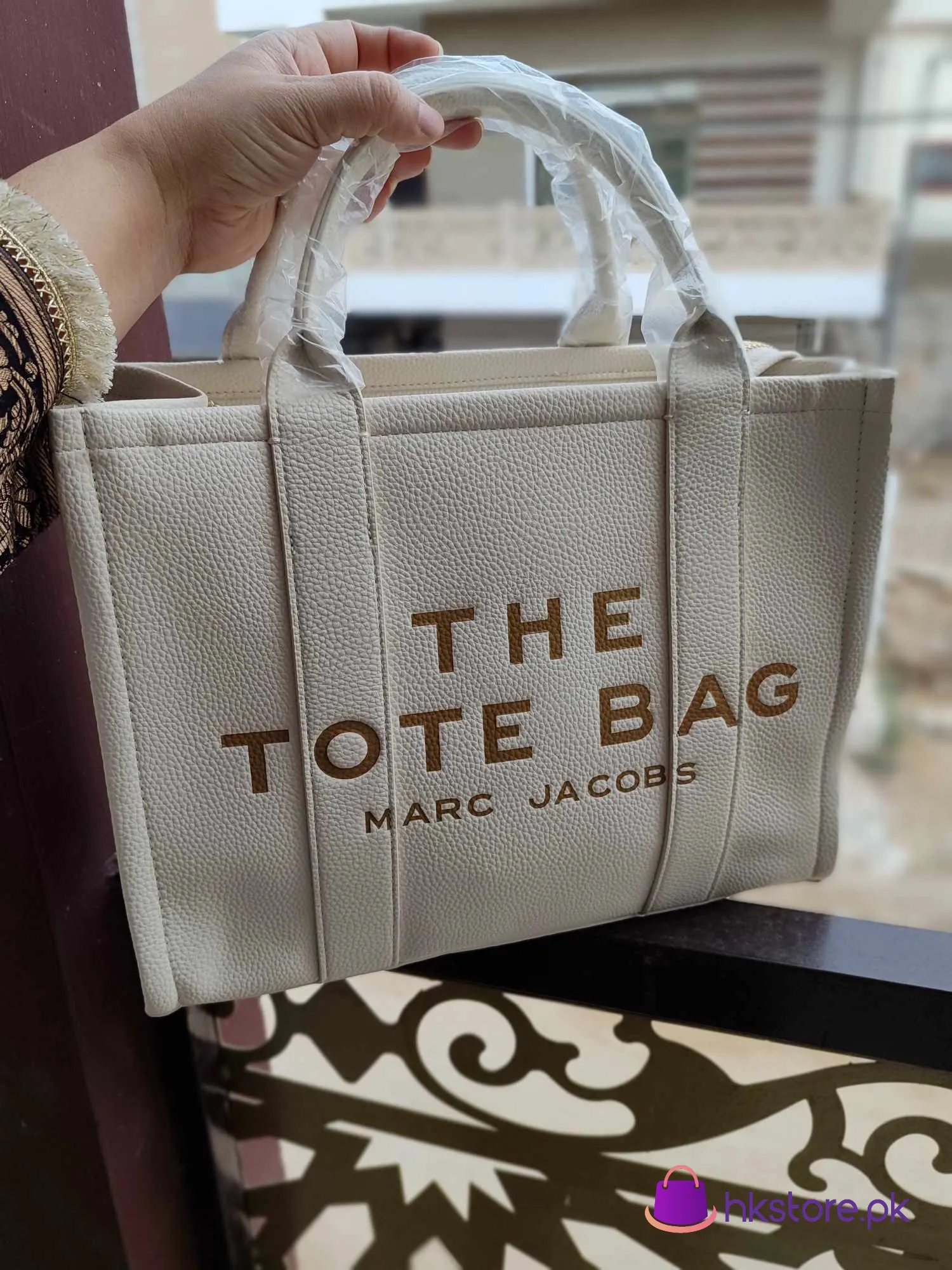 Best Price Marc Jacobs The Tote Bag Leather 