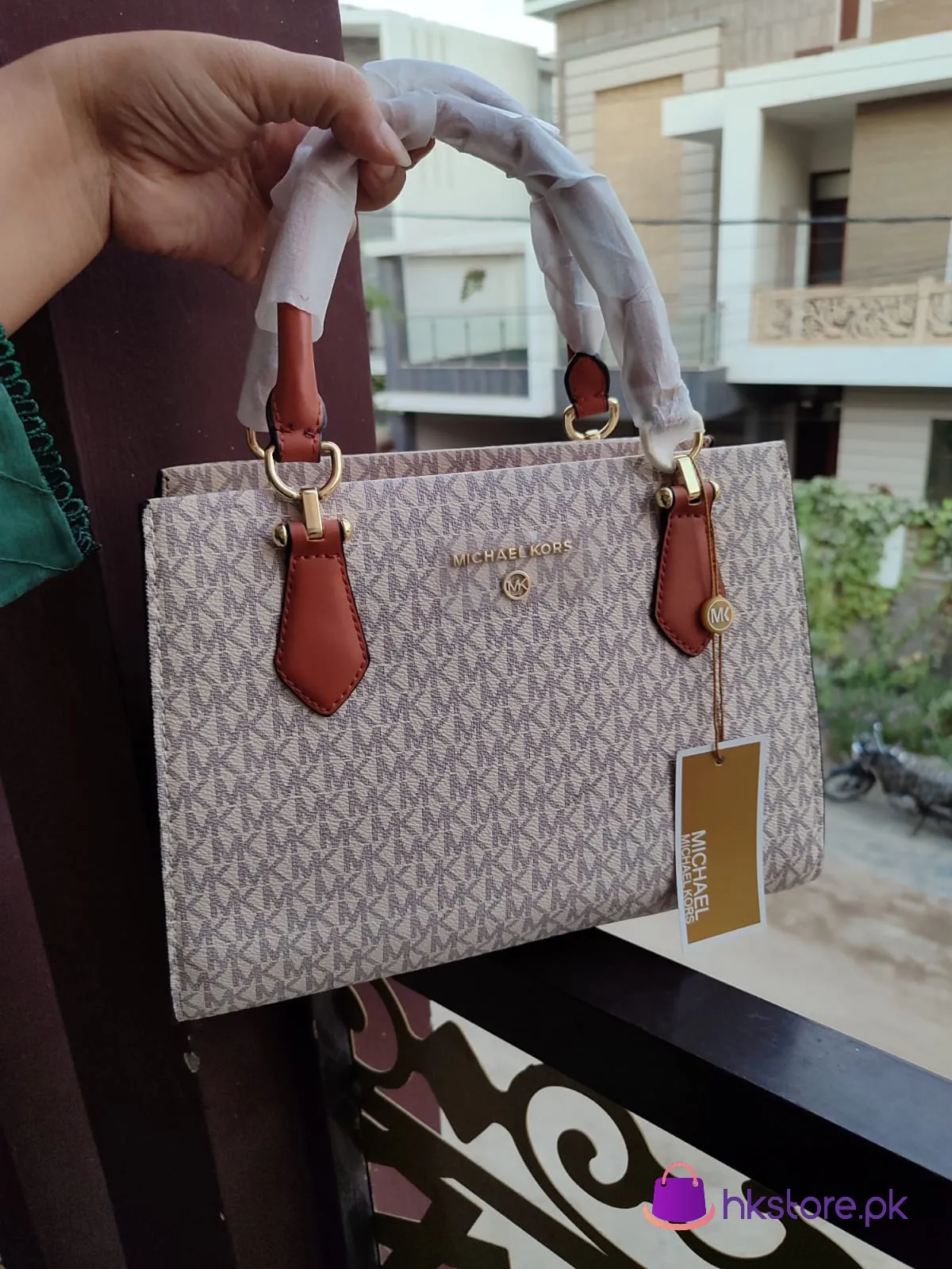 Best Price Michael Kors Medium Tote