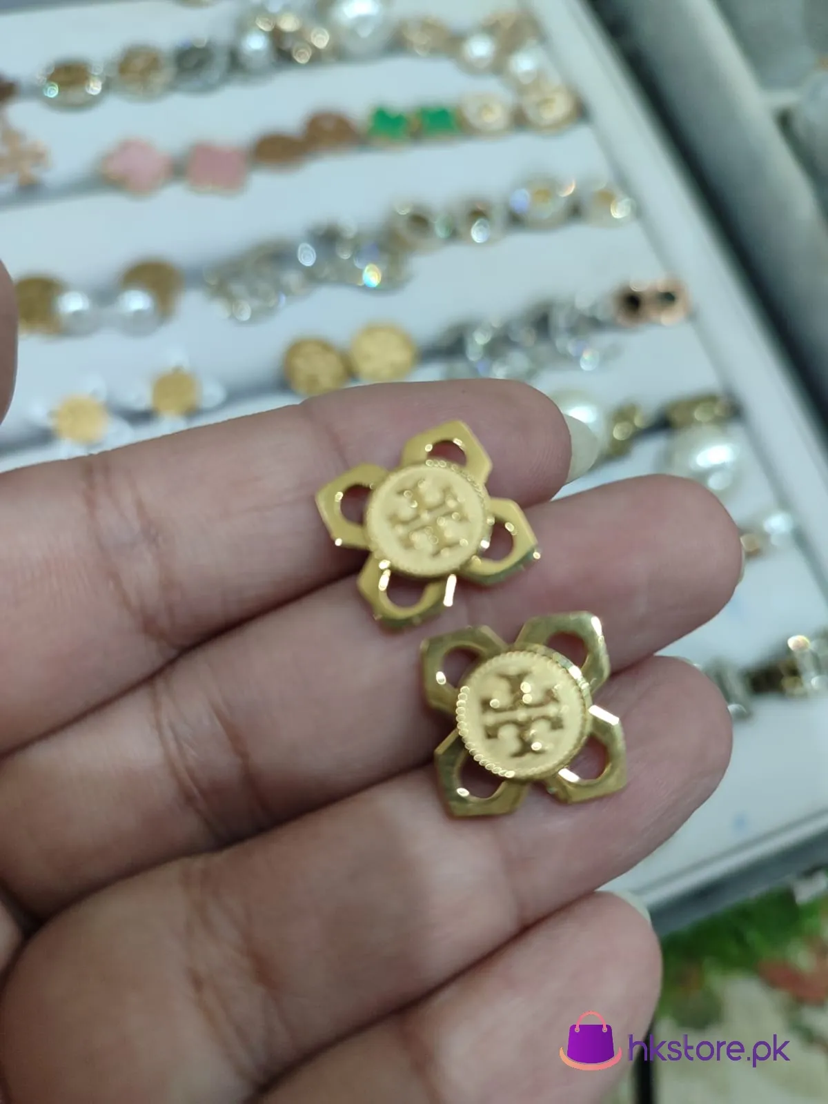 Best Price Tory Flower Studs 