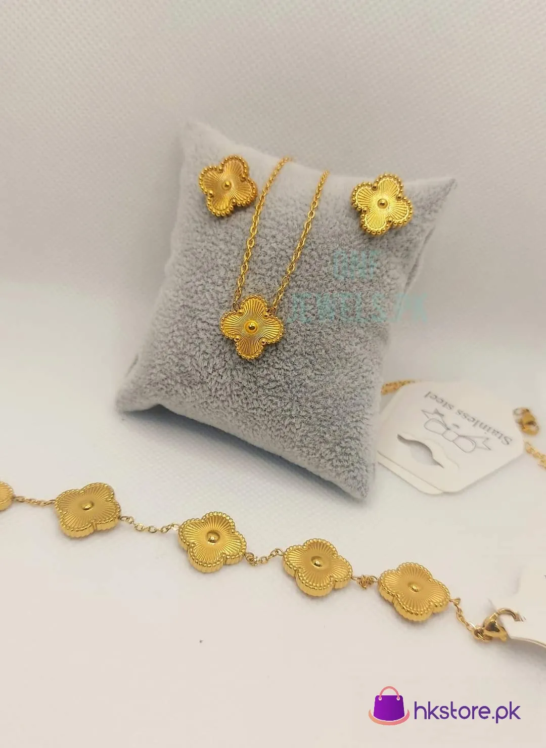 Best Price Van Cleef Golden Deal 